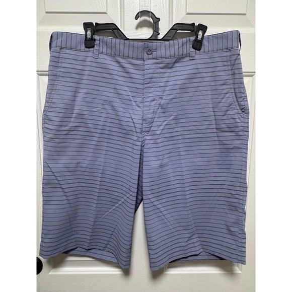 Nike Golf Tour‎ Performance Dri Fit lilac with black stripes Size 36 - Picture 1 of 6